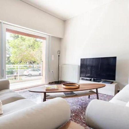 Flisvos Marina Refurbished Apartment Athen Exterior foto