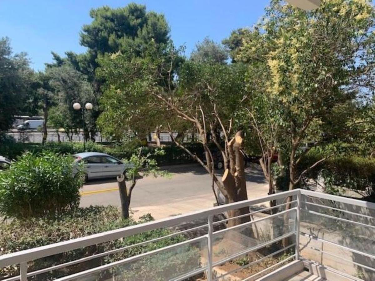Flisvos Marina Refurbished Apartment Athen Exterior foto